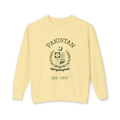 Pakistan Pride Crewneck Sweatshirt — Pakistan Emblem Graphic